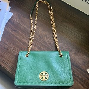 Beautiful green tory burch convertible bag